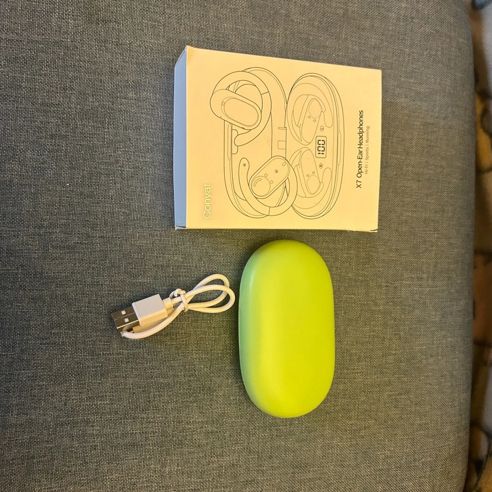 Green Wireless Earbuds with Charging Case